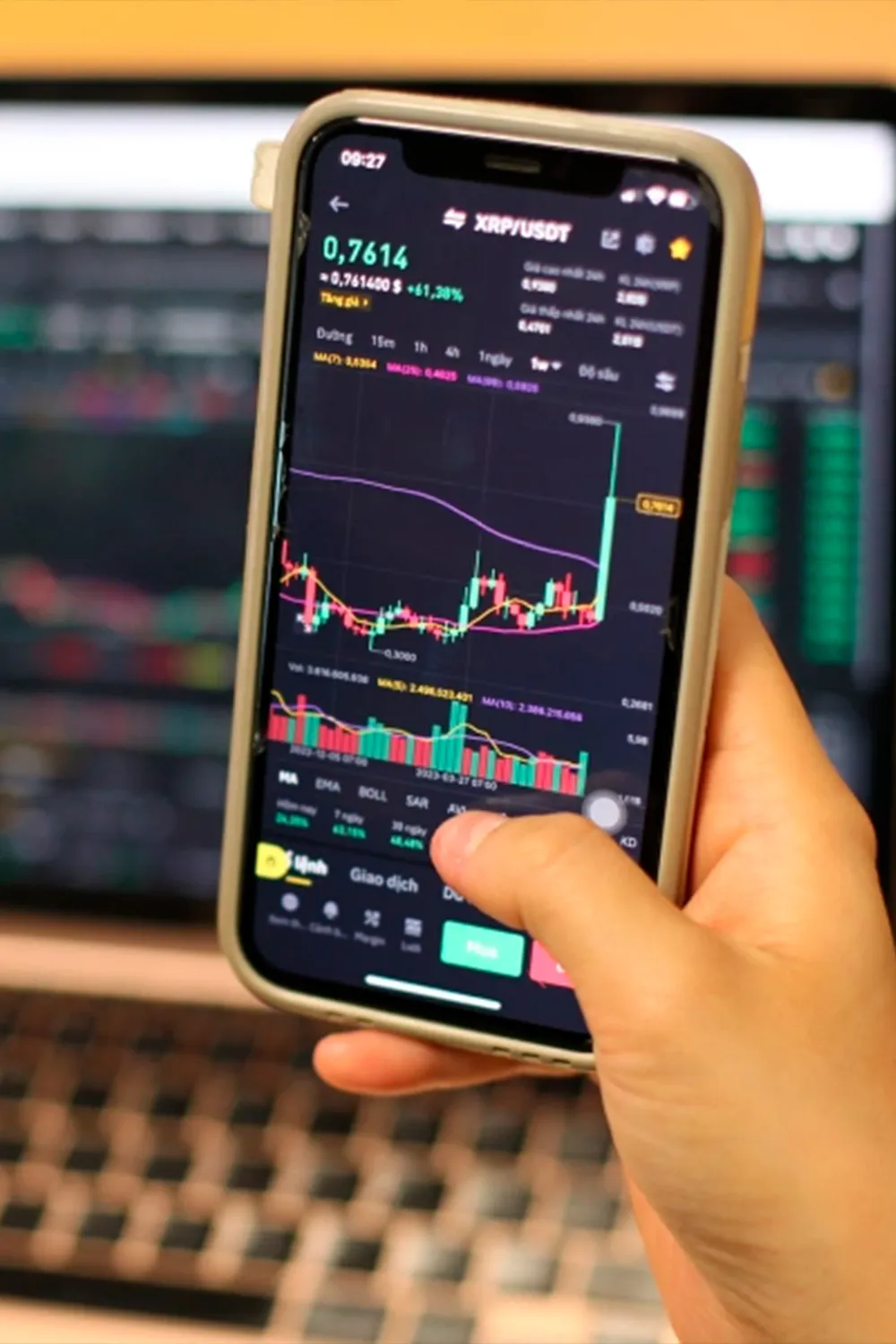 Amazon Finance Ai trading panel displaying crypto charts